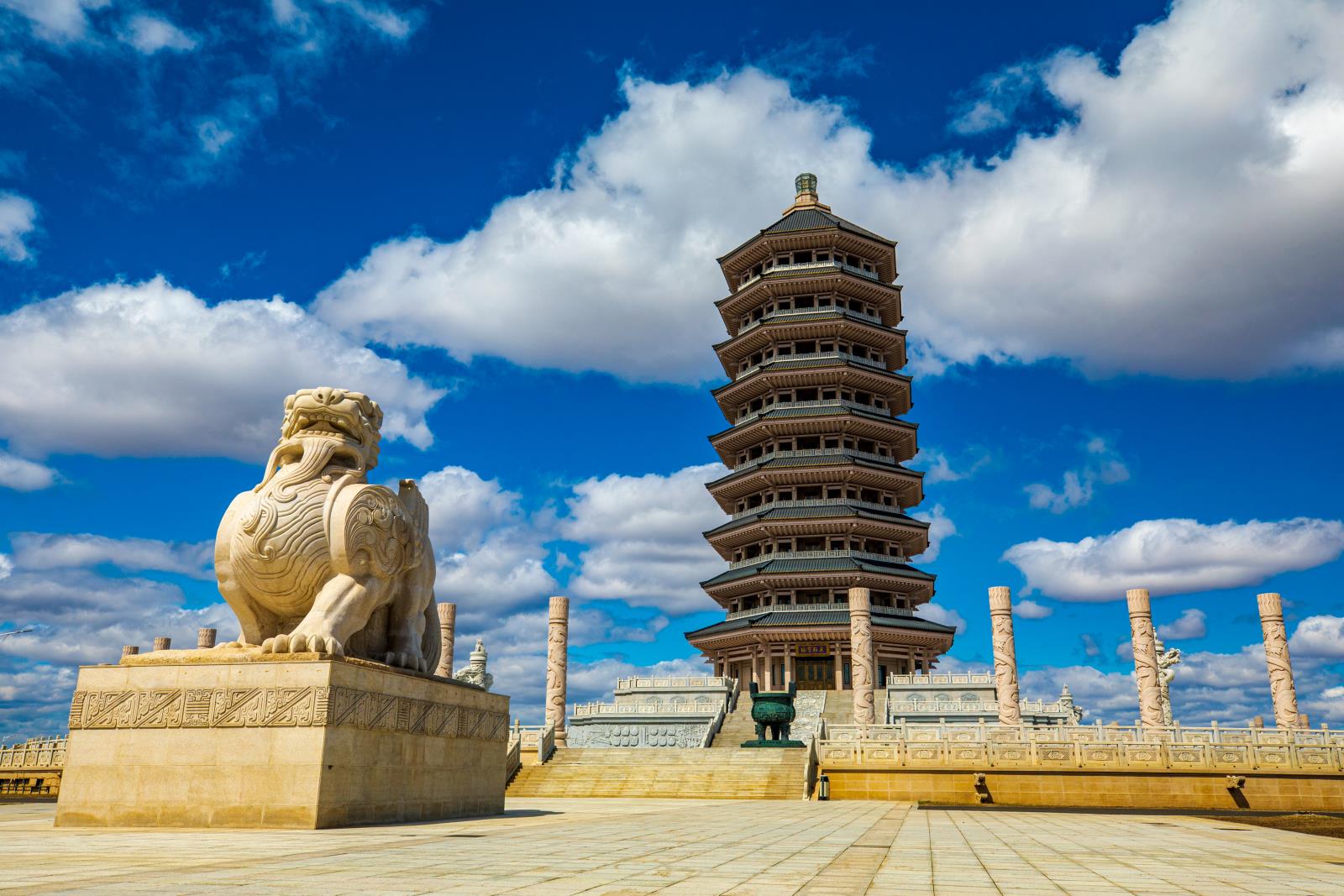 東極寶塔.jpg 東極寶塔.jpg